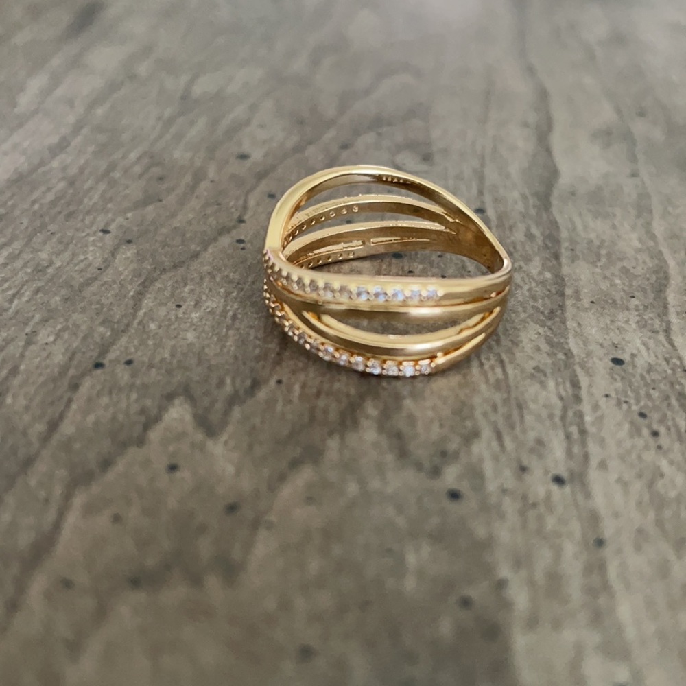 Express Gold Ring - Picture 11 of 12